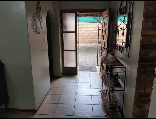 3 BEDROOM HOUSE FOR SALE IN BO-DORP